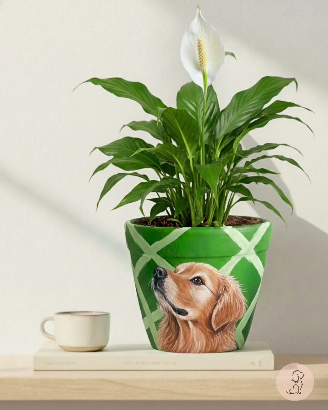 Matera pintada con rostro de mascota